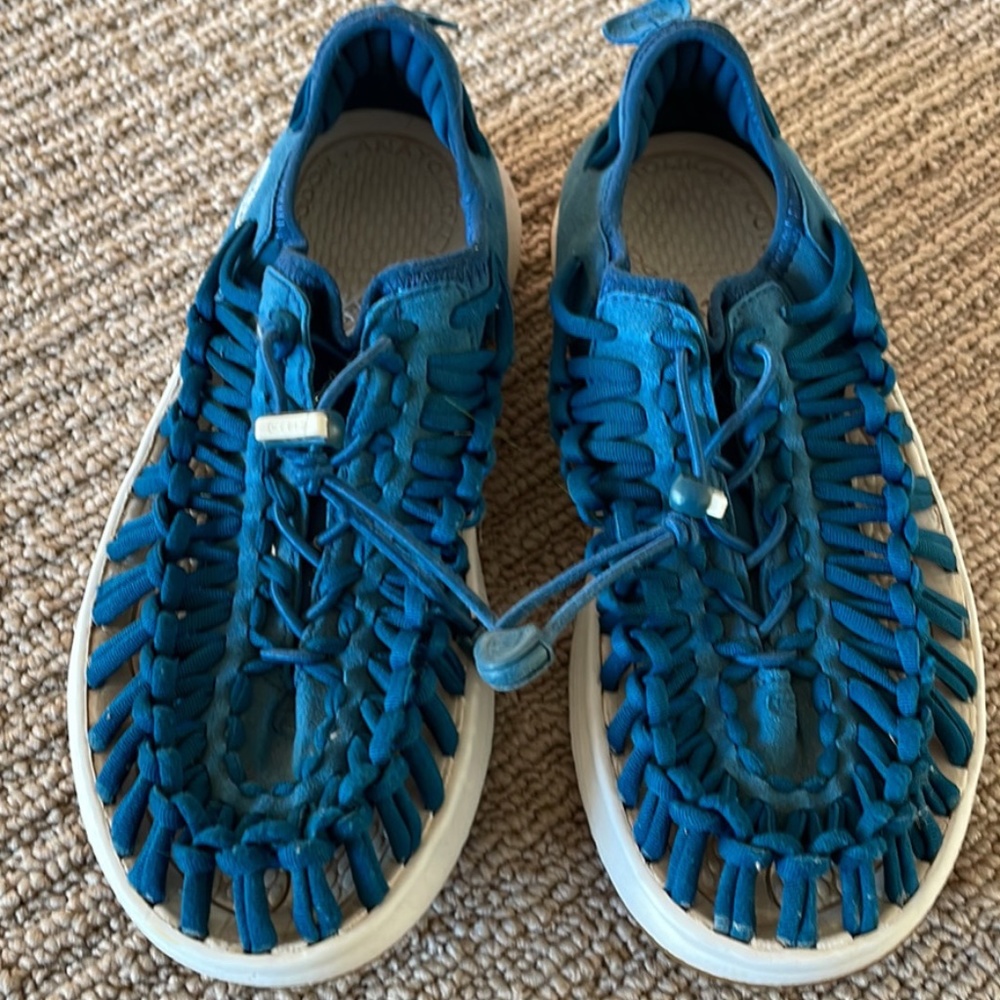 Womens Size 8 Blue Keen Uneek Sandal